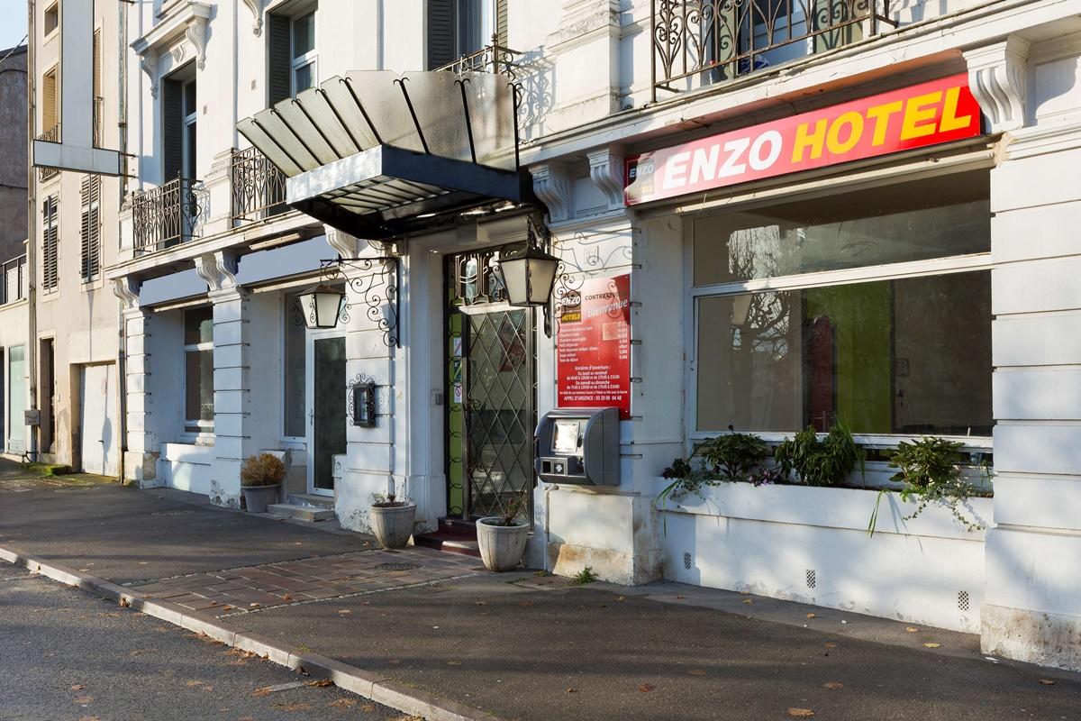 Enzo Hotels Contrexéville Exterior foto